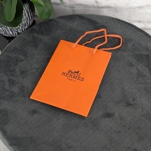 Hermés shopping gift bag